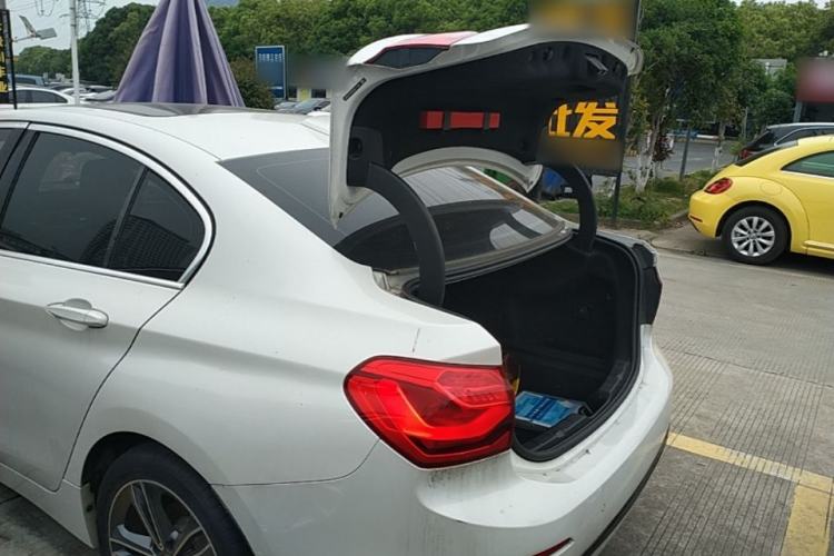 Used BMW 1 Series 2018 Facelifted 118i Sport Edition Trunk