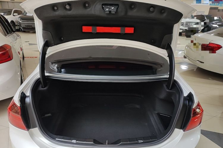 Used BMW 1 Series 2018 118i Fashion Model Trunk