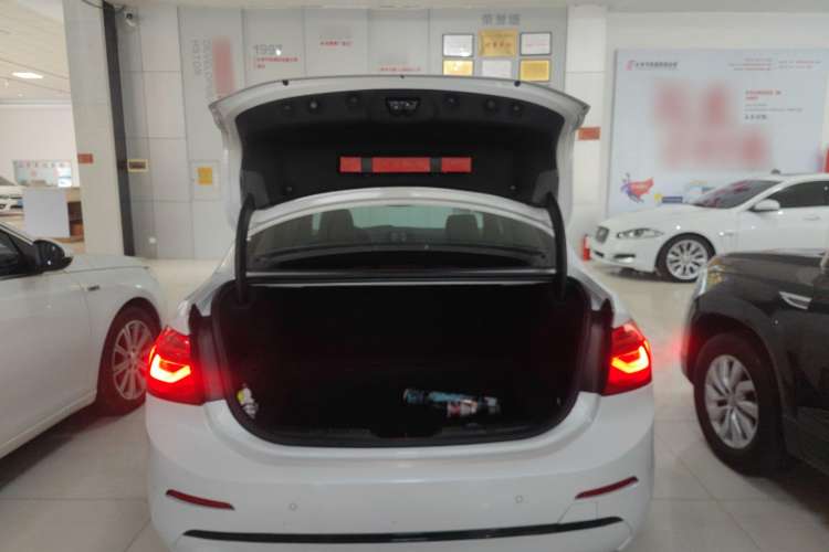 Used BMW 1 Series 2018 118i Sport Edition Trunk