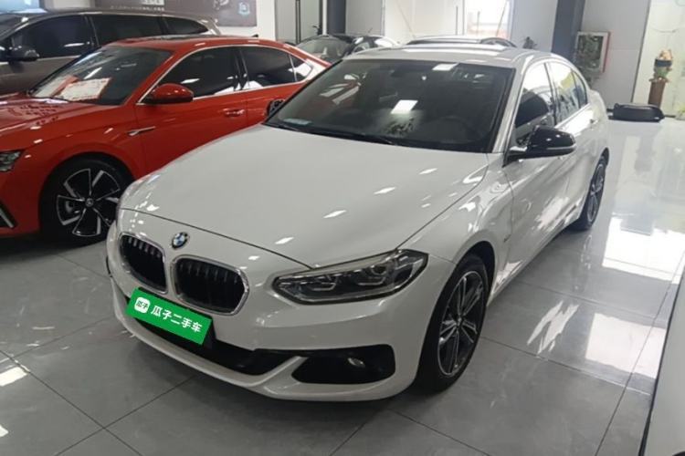 Used BMW 1 Series 2018 118i Sport Edition Guazi used car, China used car export, Used car for sale, Used cars, Cheapest cars for sale