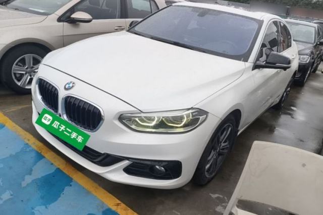 BMW 1 Series 2018 Facelifted 118i Sport Edition usado