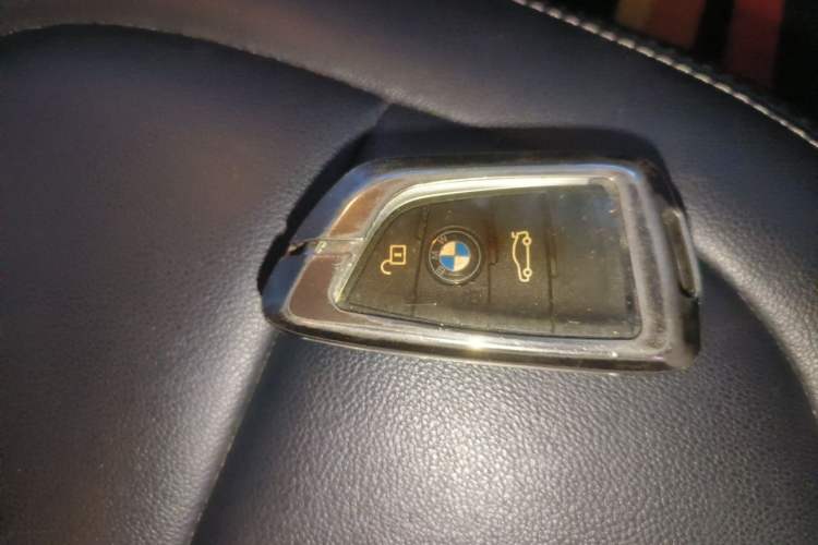 Used BMW 1 Series 2018 118i Fashion Model Vehicle Key