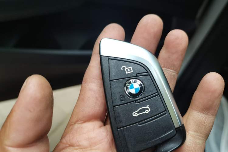 Used BMW 1 Series 2018 Facelifted 118i Sport Edition Vehicle Key