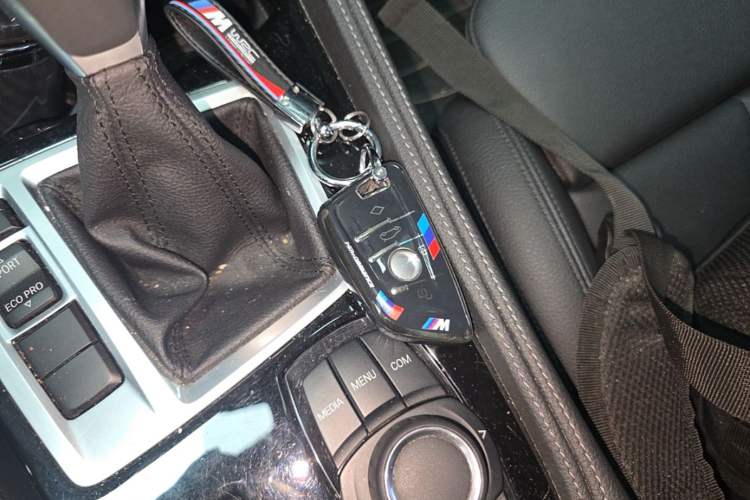 Used BMW 1 Series 2018 118i Sport Edition Vehicle Key