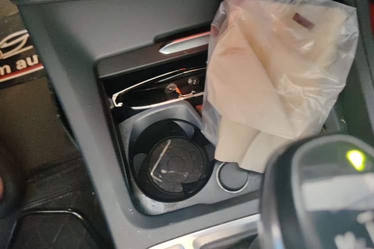 Used BMW 1 Series 2018 118i Fashion Model Vehicle Key
