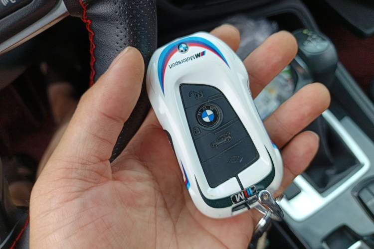 Used BMW 1 Series 2018 118i Sport Edition Vehicle Key