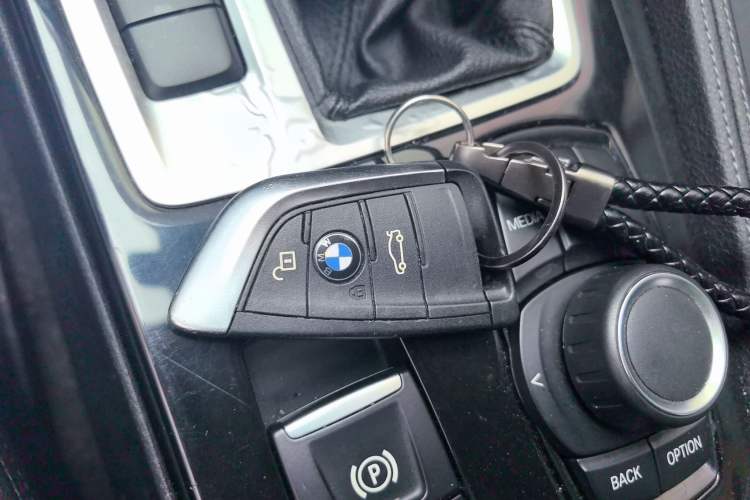 Used BMW 1 Series 2018 Facelifted 118i Sport Edition Vehicle Key