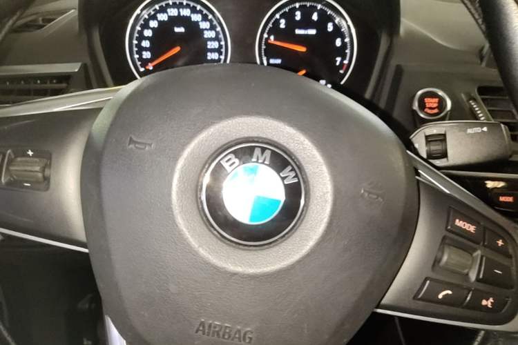 Used BMW 1 Series 2018 118i Sport Edition Vehicle Key