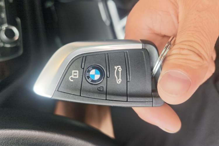 Used BMW 1 Series 2018 Facelifted 118i Sport Edition Vehicle Key