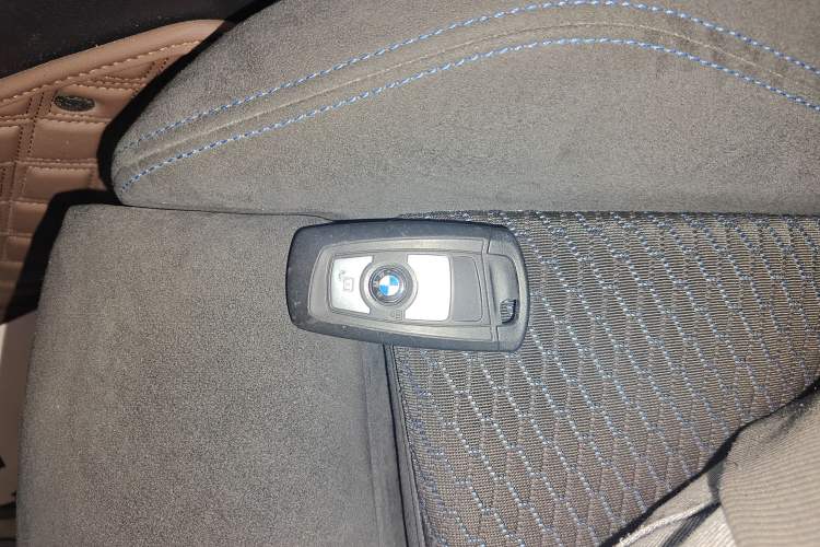 Used BMW 1 Series 2018 120i M Sport Package Vehicle Key