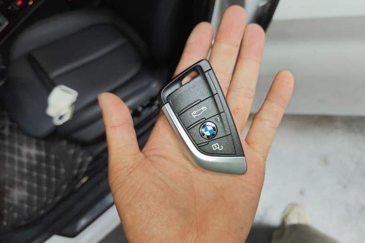 Used BMW 1 Series 2018 Facelifted 118i Sport Edition Vehicle Key