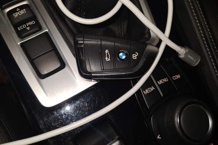 Used BMW 1 Series 2018 118i Sport Edition Vehicle Key
