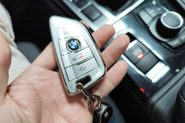 Used BMW 1 Series 2018 Facelifted 118i Sport Edition Vehicle Key