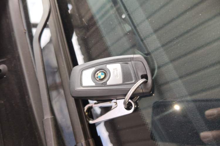 Used BMW 1 Series 2018 118i Leading Model Vehicle Key