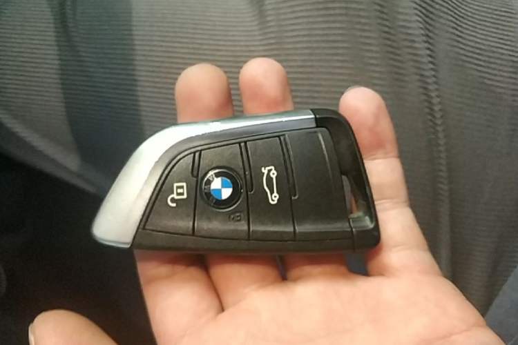 Used BMW 1 Series 2018 118i Sport Edition Vehicle Key