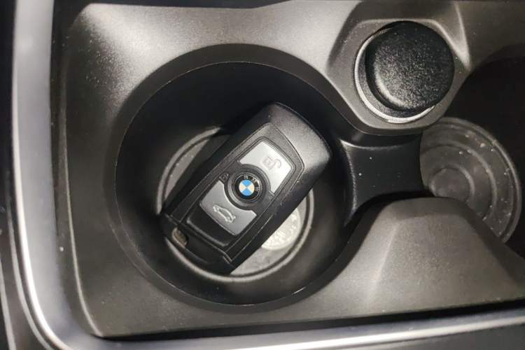 Used BMW 1 Series 2018 118i Leading Model Vehicle Key