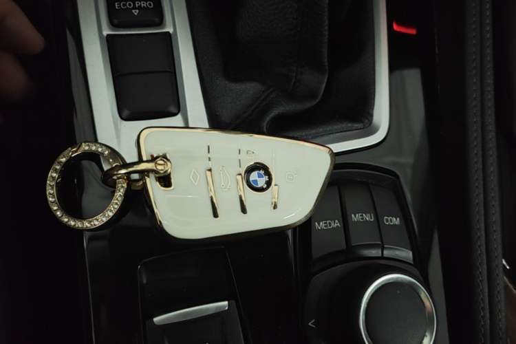 Used BMW 1 Series 2018 118i Sport Edition Vehicle Key