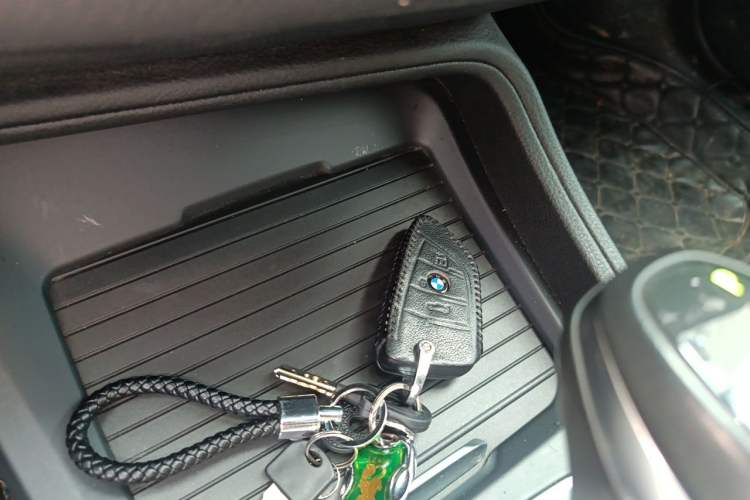 Used BMW 1 Series 2018 118i Fashion Model Vehicle Key