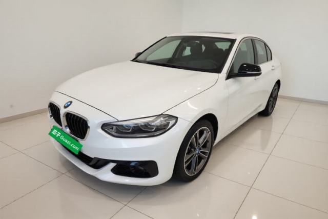 Ojetý BMW 1 Series 2018 Facelifted 118i Sport Edition