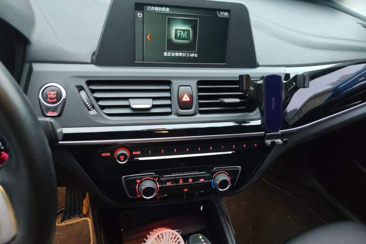 Used BMW 1 Series 2018 118i Sport Edition Audio And AC Panel