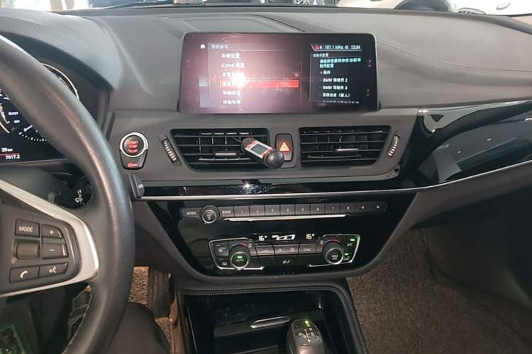 Used BMW 1 Series 2018 118i Design Package Edition Audio And AC Panel