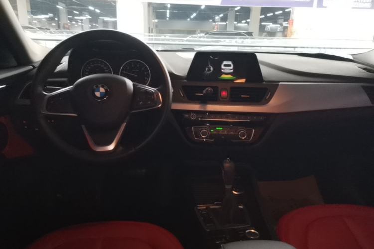 Used BMW 1 Series 2018 118i Fashion Model Center Console