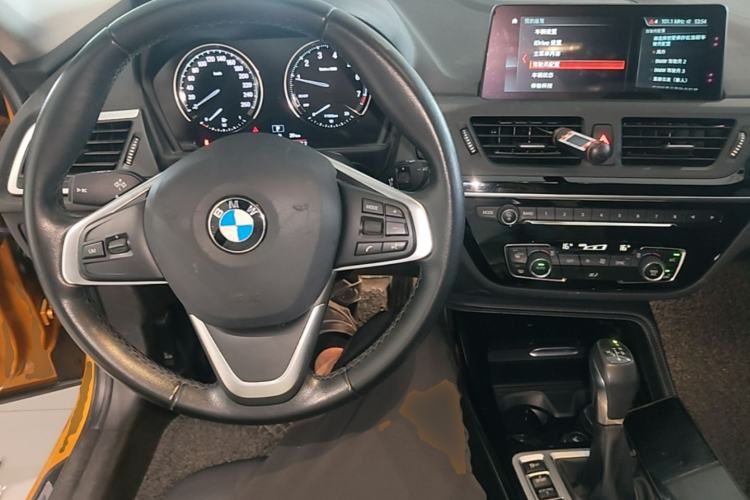 Used BMW 1 Series 2018 118i Design Package Edition Center Console