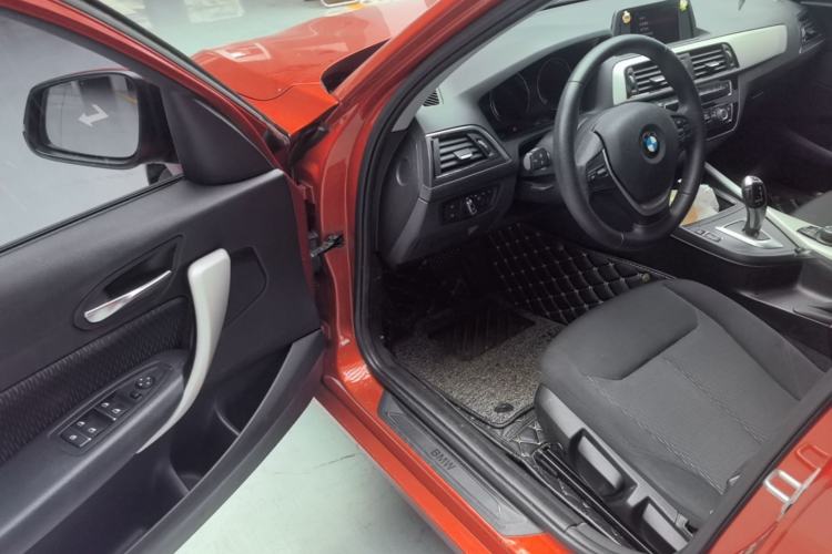 Used BMW 1 Series 2018 118i Leading Model Driver Seat