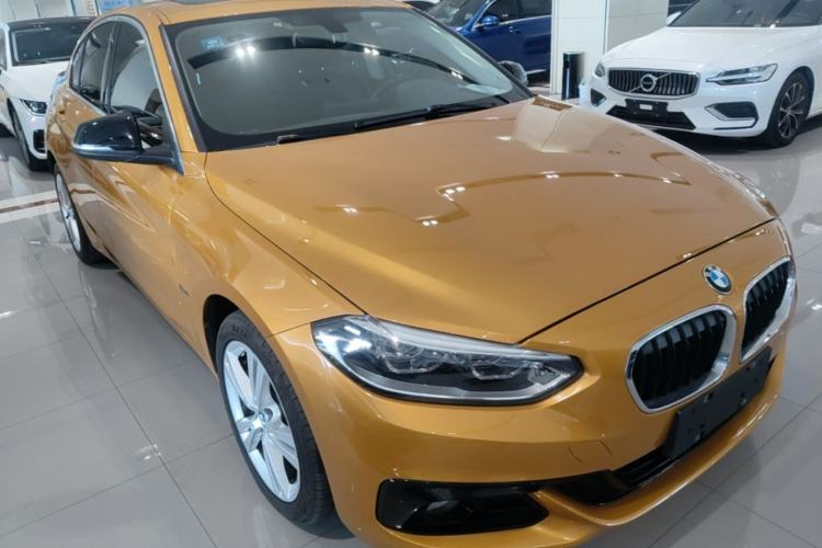 Used BMW 1 Series 2018 118i Design Package Edition Exterior 1