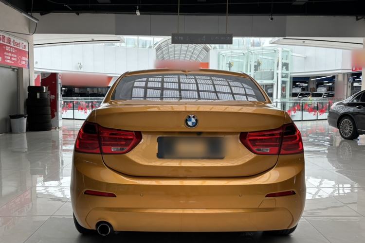 Used BMW 1 Series 2018 118i Fashion Model Exterior 4
