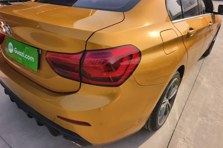 Used BMW 1 Series 2018 118i Sport Edition Exterior 6