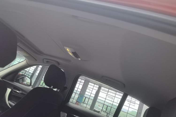 Used BMW 1 Series 2018 118i Leading Model Headliner