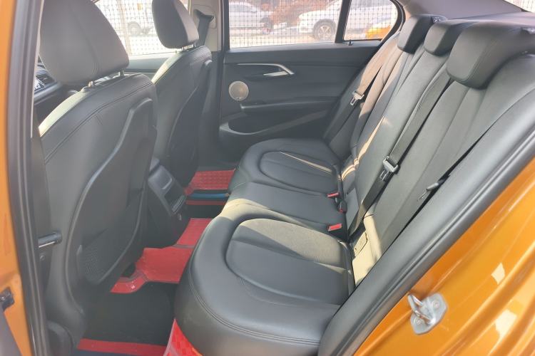 Used BMW 1 Series 2018 118i Sport Edition Interior 4