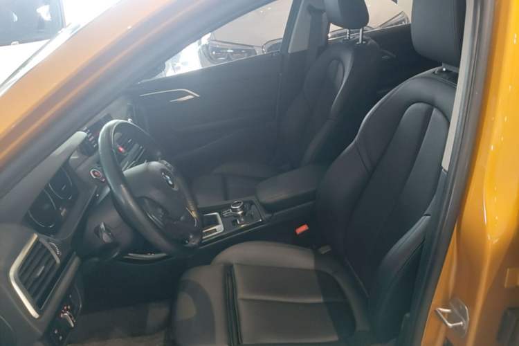 Used BMW 1 Series 2018 118i Design Package Edition Left Front Seat
