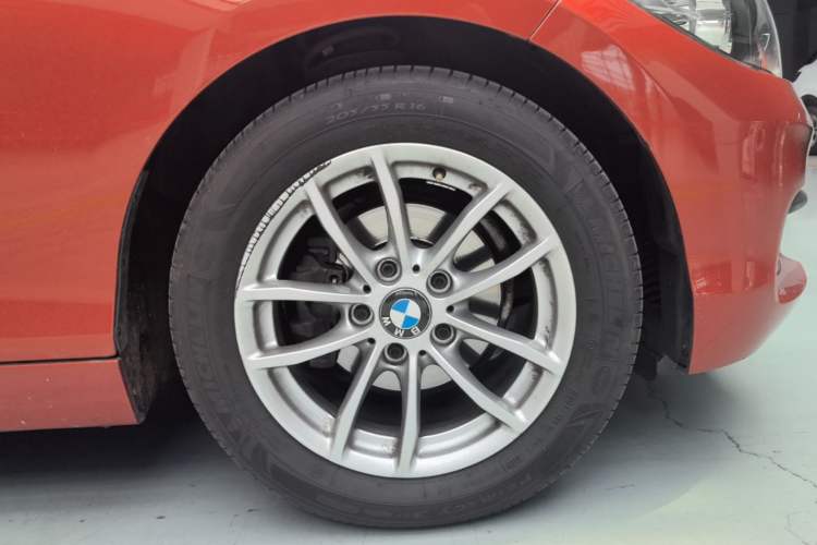 Used BMW 1 Series 2018 118i Leading Model Right Rear Wheel Hub