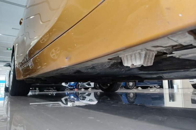 Used BMW 1 Series 2018 118i Design Package Edition Right Side Sill