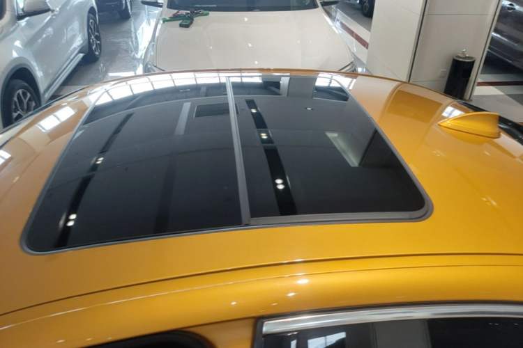 Used BMW 1 Series 2018 118i Design Package Edition Roof
