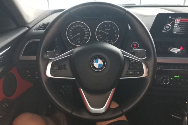 Used BMW 1 Series 2018 118i Fashion Model Steering Wheel