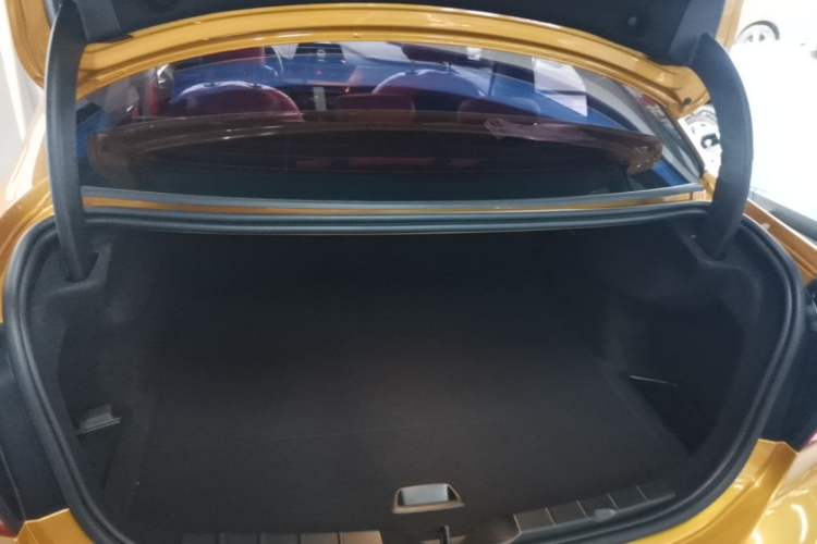 Used BMW 1 Series 2018 118i Fashion Model Trunk