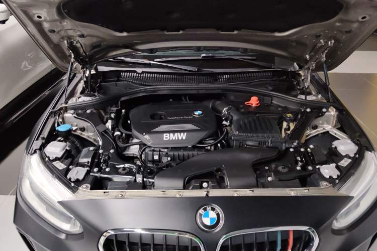 Used BMW 1 Series 2019 118i M Sport Package Engine Bay