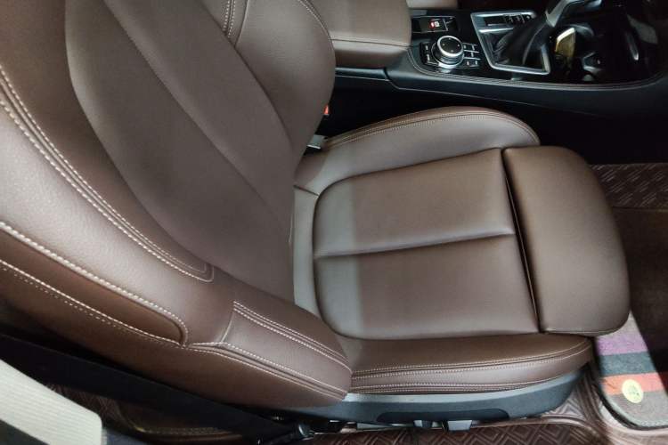 Used BMW 1 Series 2019 118i M Sport Package Right Front Seat