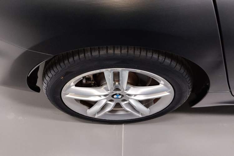 Used BMW 1 Series 2019 118i M Sport Package Right Rear Wheel Hub