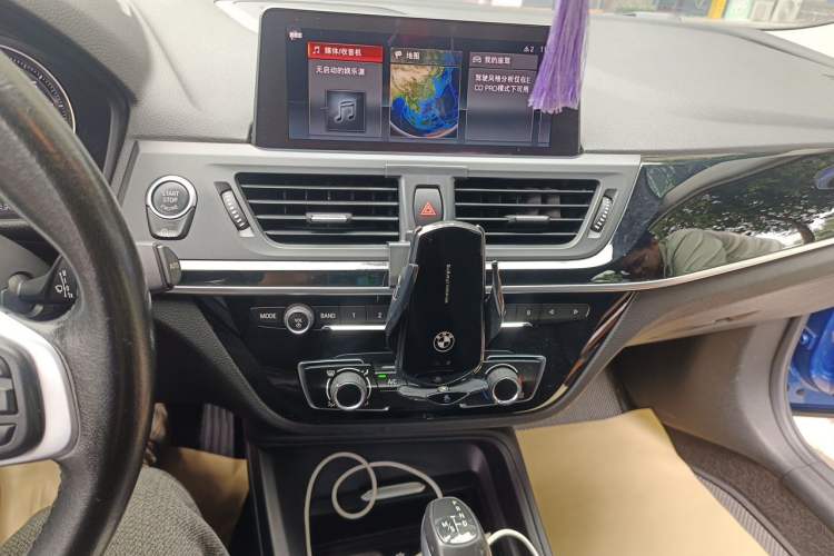 Used BMW 1 Series 2019 118i Fashion Model Audio And AC Panel