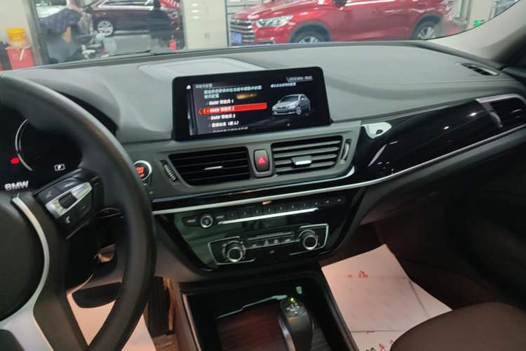 Used BMW 1 Series 2019 118i M Sport Package Audio And AC Panel