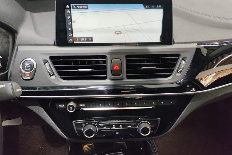 Used BMW 1 Series 2019 118i M Sport Package Audio And AC Panel