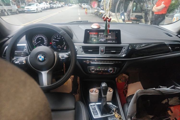 Used BMW 1 Series 2019 118i M Sport Package Center Console