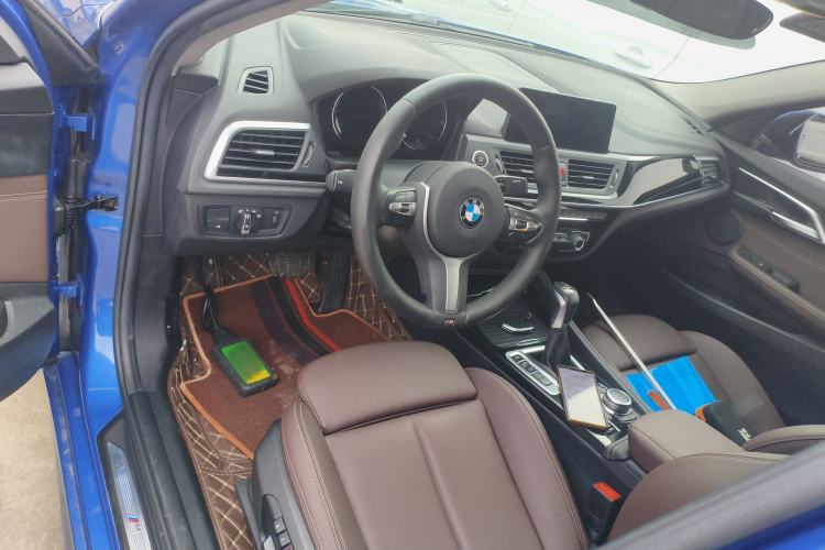 Used BMW 1 Series 2019 118i M Sport Package Center Console