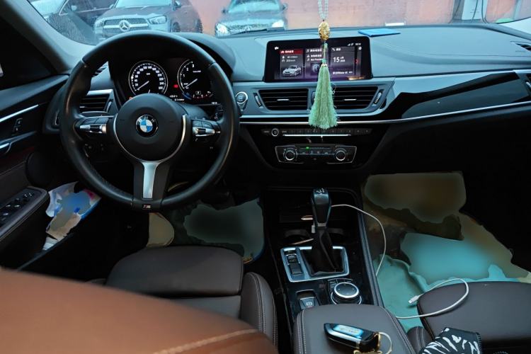 Used BMW 1 Series 2019 118i M Sport Package Center Console