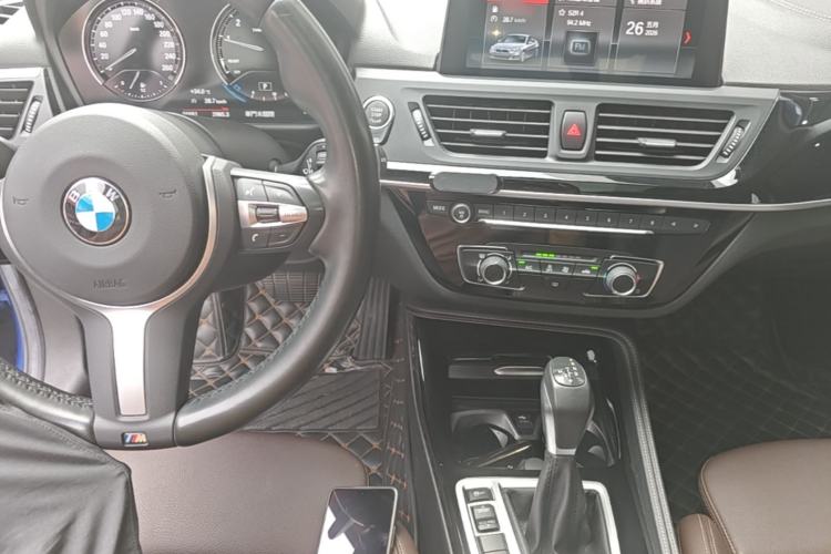 Used BMW 1 Series 2019 118i M Sport Package Center Console