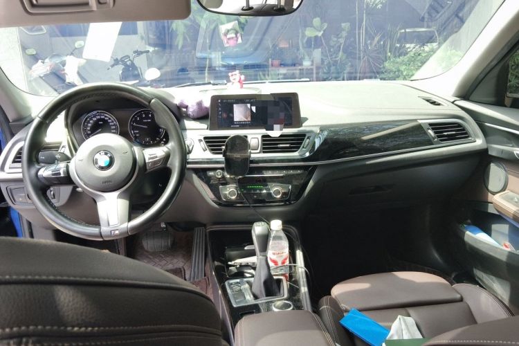 Used BMW 1 Series 2019 118i M Sport Package Center Console